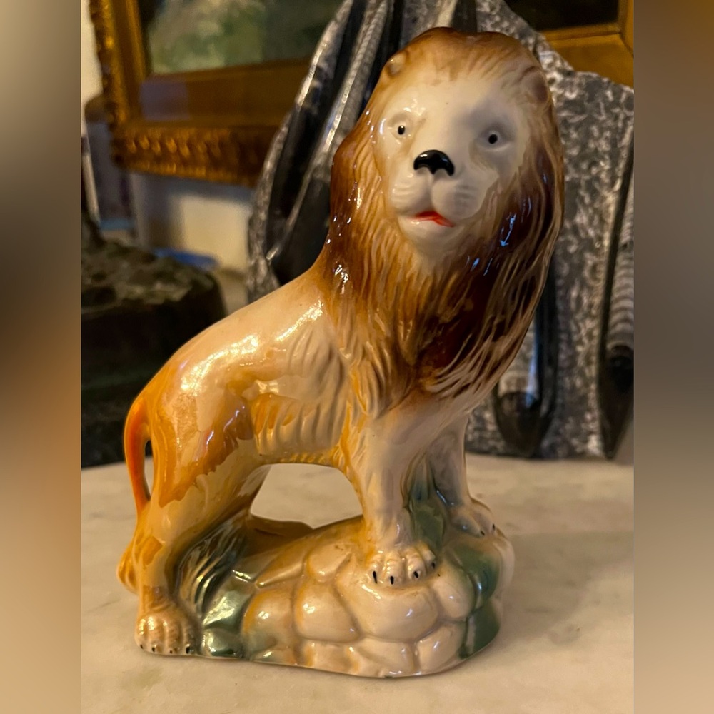 Vintage Lion Figurine Made in Brazil Hand Painted MCM Ceramic Lusterware